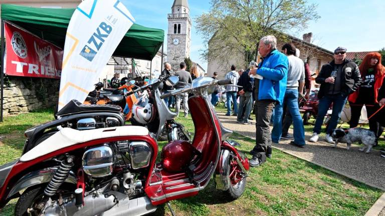 Ob starodobnikih tudi lokalne dobrote