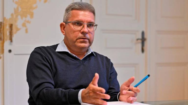 »Posledice krize zaradi dogajanja v Rdečem morju se čutijo z zamikom«