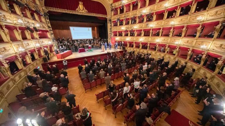 Ubita policista dobila ulico in častno meščanstvo