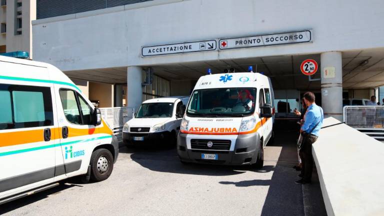 Okužena varovanka doma za ostarele umrla