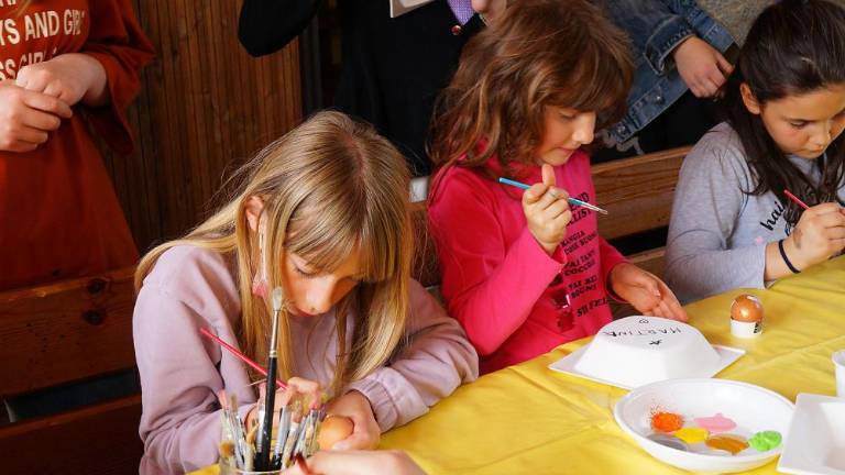 Na Goriškem barvali pirhe