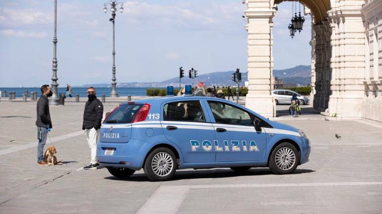 Sonce privabilo na ulice kolesarje in tekače