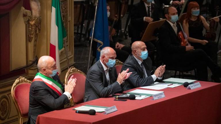 Ubita policista dobila ulico in častno meščanstvo