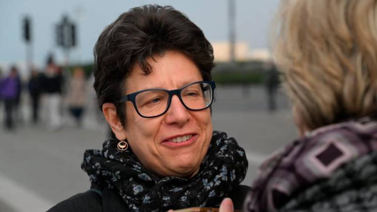 Današnji prizori z Velikega trga (foto)