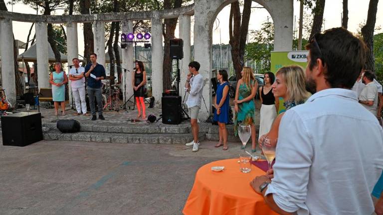 V Sesljanu se je odvijal tradicionalni Aperibanking