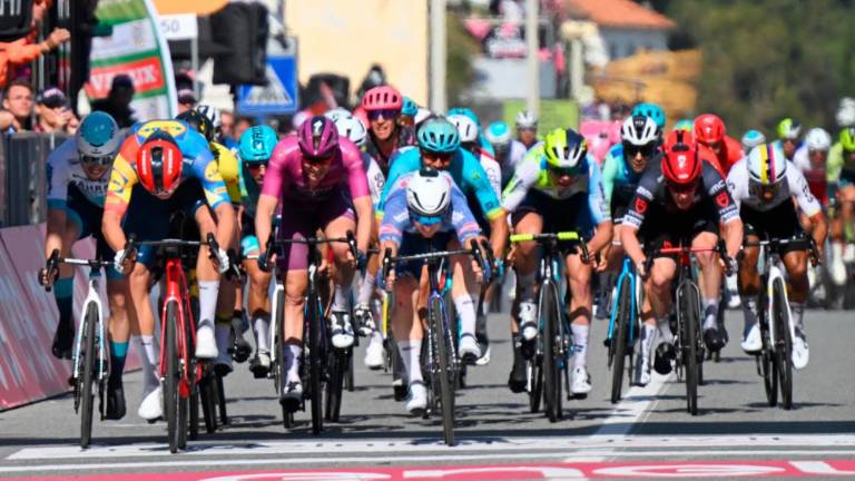 Jonathan Milan do etapne zmage na ligurski obali