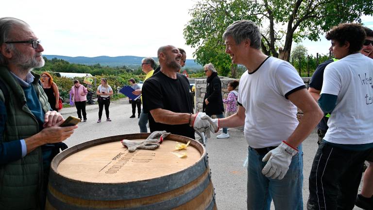 V Zagradcu so kotalili sode