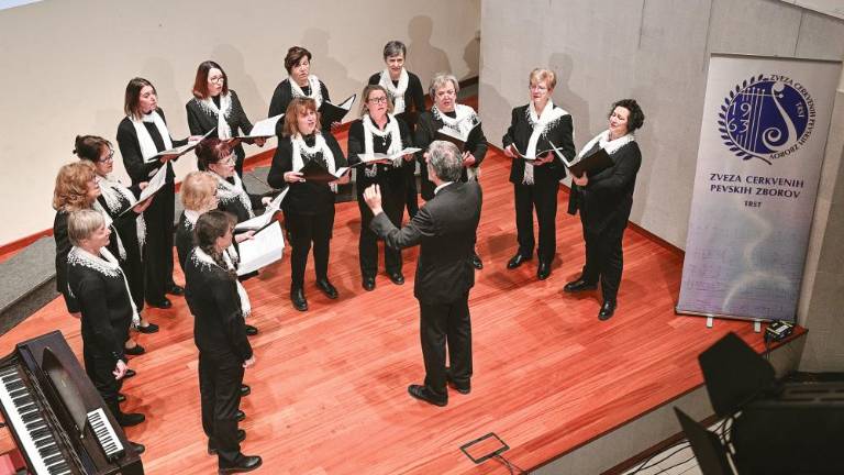 Ženski pevski zbor Prosek-Kontovel praznuje 25 let delovanja