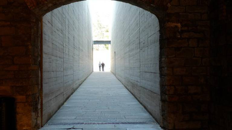 Tihi sprevod, komemoracija v Rižarni in baklada spomina