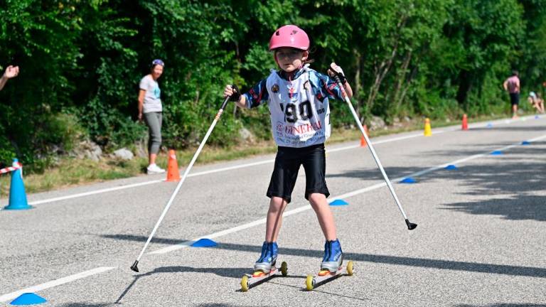 Začetek sezone na tekaških rolkah v režiji AŠD Mladina