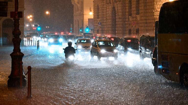 Močan naliv v Trstu