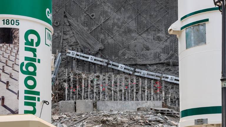 Grljan med zaspano rutino in neizkoriščenim potencialom