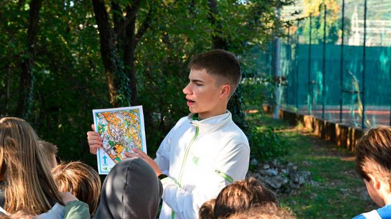 Osem osnovnih šol na tradicionalnem orieenteringu