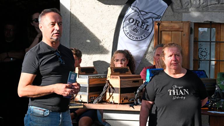 Praprot v znamenju festivala Vitovska &amp; harmonika
