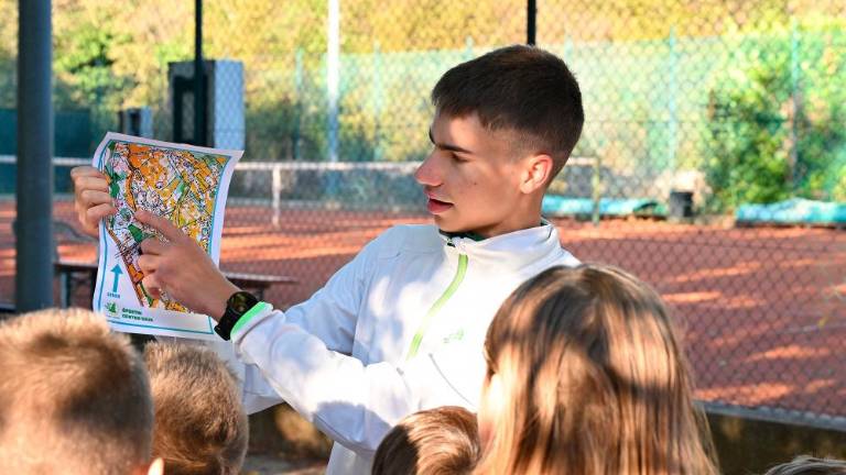 Osem osnovnih šol na tradicionalnem orieenteringu