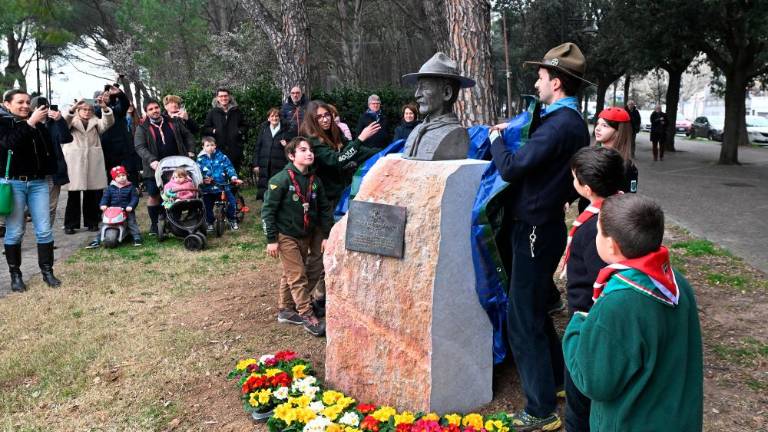 Ustanovitelj skavtizma Baden-Powell dobil svoj doprsni kip v Barkovljah