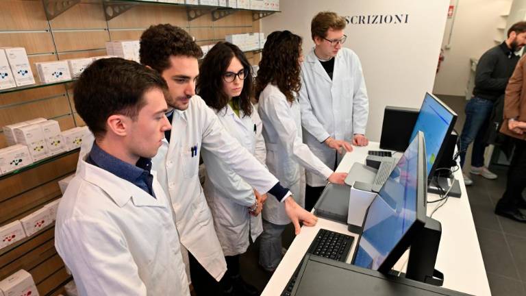 »Učna« lekarna za študente