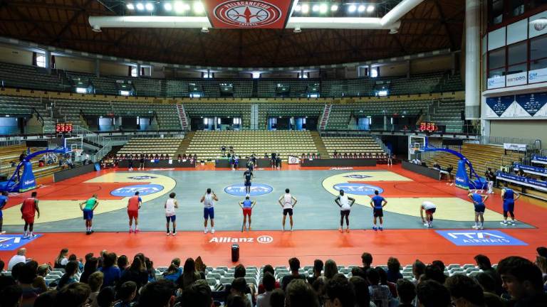 Trening »azzurrov« si je ogledalo lepo število otrok