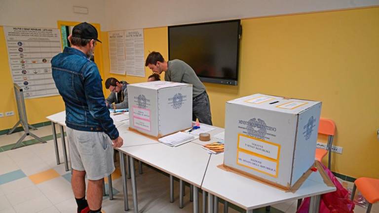 Do 19. ure precej nižja volilna udeležba kot leta 2018