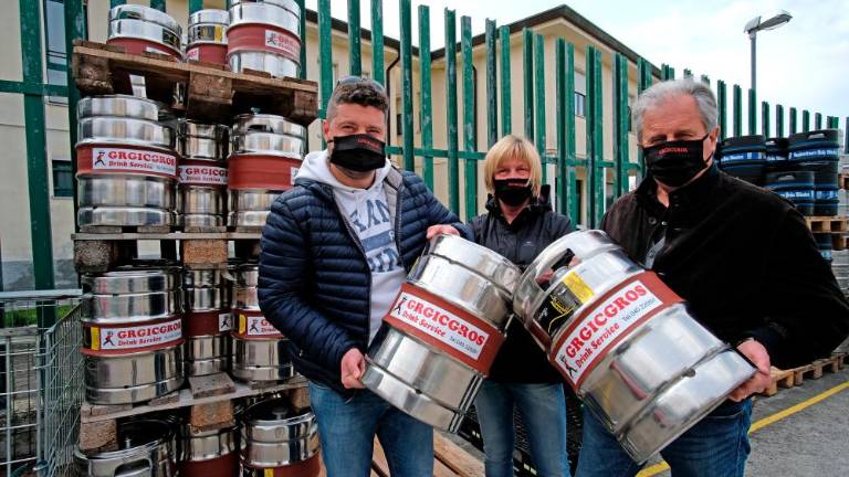 Virus se poigrava z usodo dobaviteljev pijače