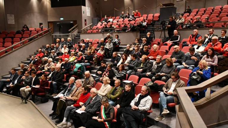 V ospredju skrb za tkanje vezi in krepitev dialoga