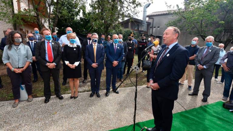 Ob 70-letnici Kmečke zveze trta prijateljstva in nova etiketa prosekarja