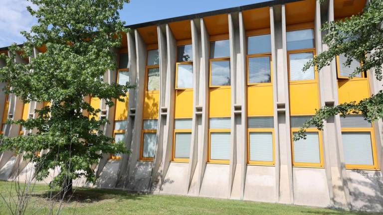 Goriško višješolsko središče bo dobilo nova okna