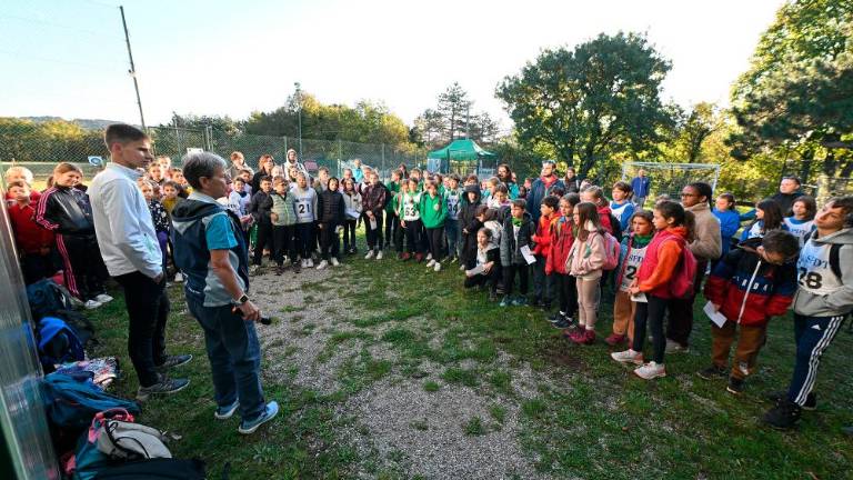 Osem osnovnih šol na tradicionalnem orieenteringu