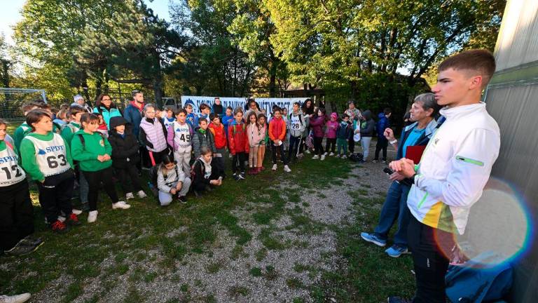 Osem osnovnih šol na tradicionalnem orieenteringu