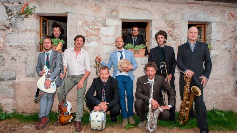 The Authentics praznujejo okroglo obletnico