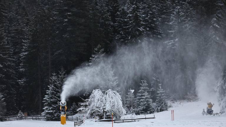 Za smučanje v petih letih štirikrat več javnega denarja