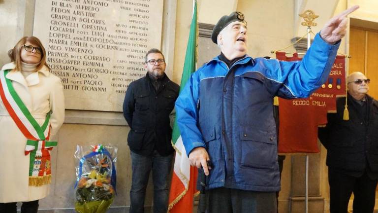 Jutri X Mas na občini in antifašisti na Korzu