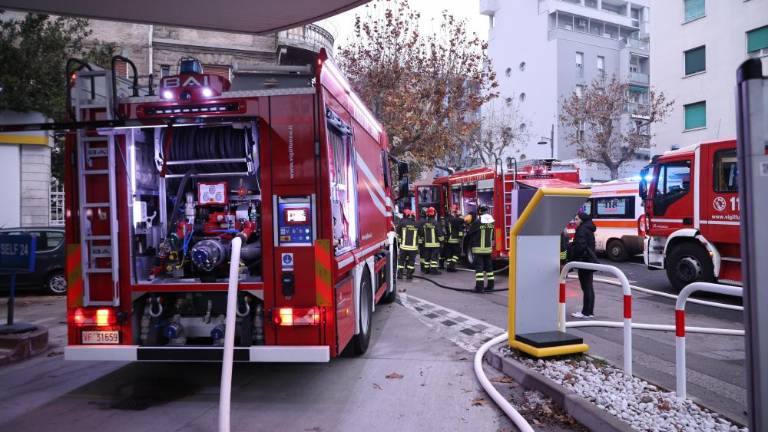 Ulica Baiamonti zaprta zaradi požara