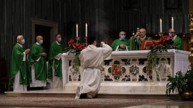 Škof poudaril odgovornost do živali in se zahvalil rejcem