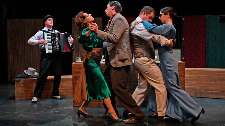 Nabrušena komičnost in aktualnost