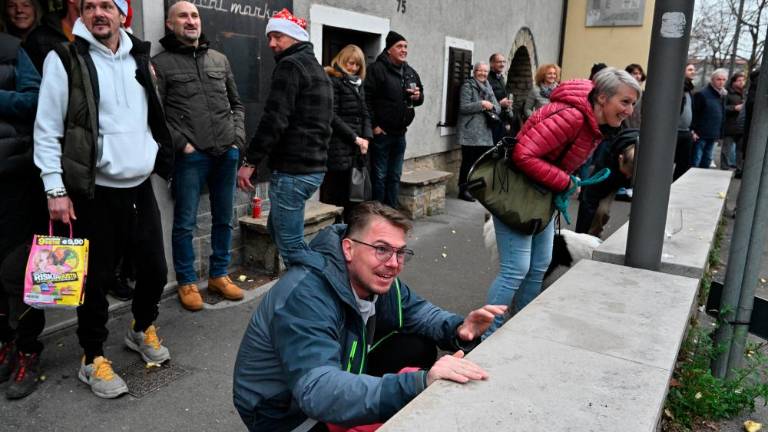 Starodavni običaj lučanja v Boljuncu