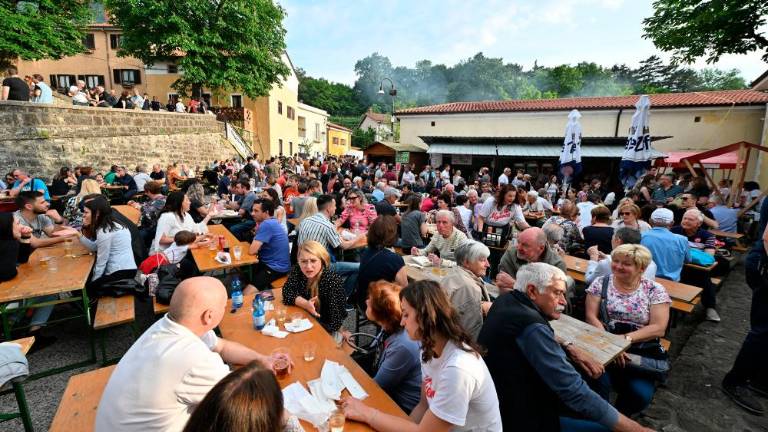 Prvi ples parterjev in parterc