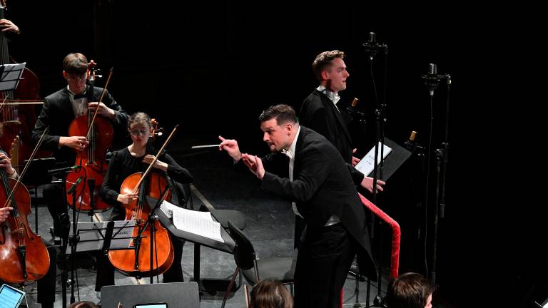 V Trstu prvič zadonel Zlatorog