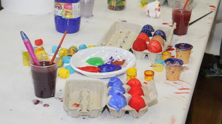 Na Goriškem barvali pirhe