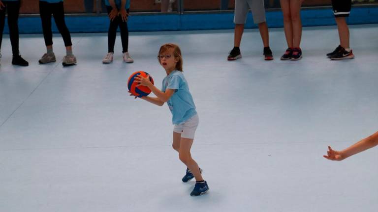 Deželni šolski finale v igri med dvema ognjema