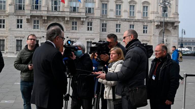 Današnji prizori z Velikega trga (foto)