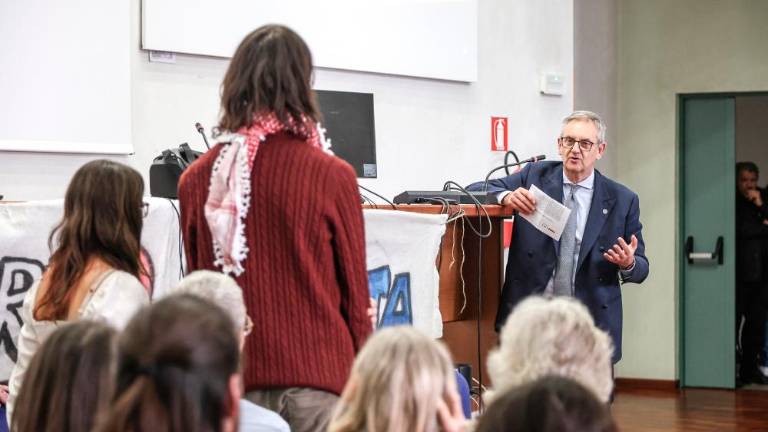 Soočili so se o Izraelu in orožju