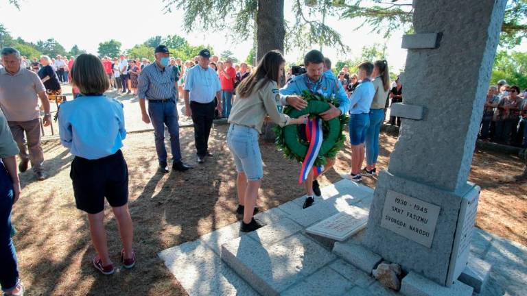 Počastili bazoviške junake