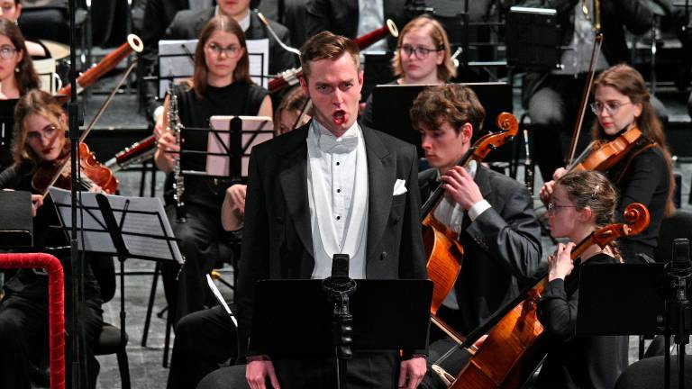 V Trstu prvič zadonel Zlatorog