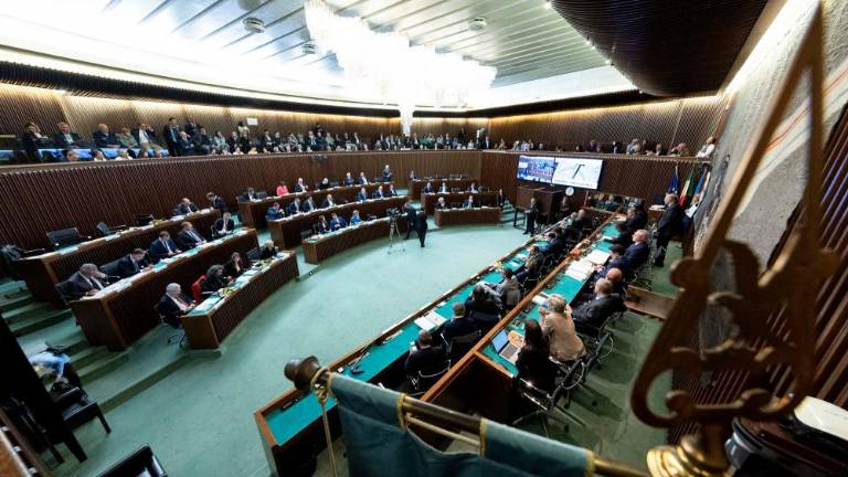 V popravku k deželnemu proračunu manj sredstev za Primorski dnevnik