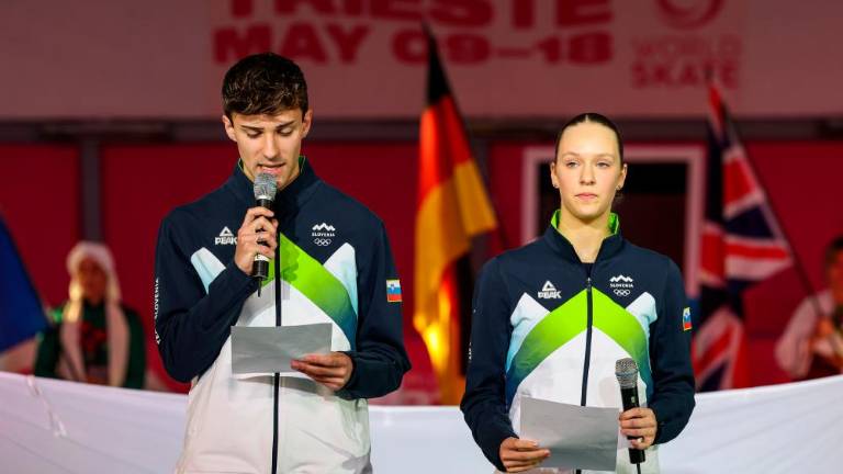 Slavnostno odprtje kotalkarskega tekmovanja AIS