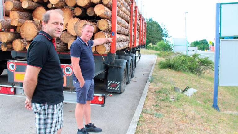 Policist ob meji ruši meddržavni dogovor