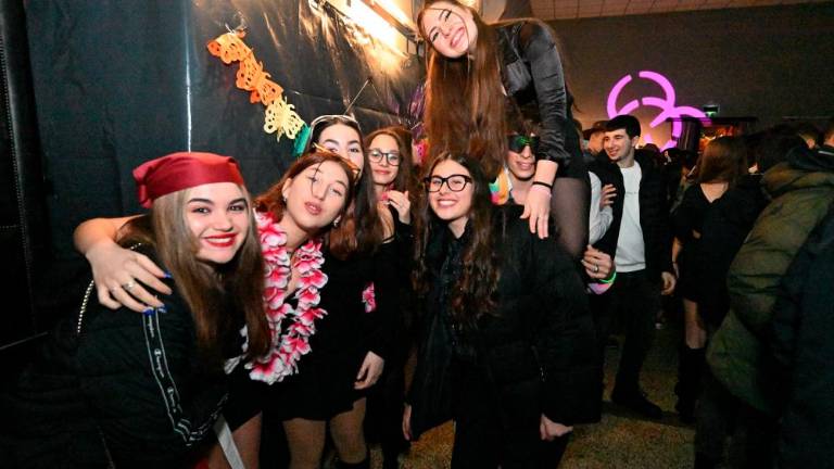 Pustne zabave na Tržaškem