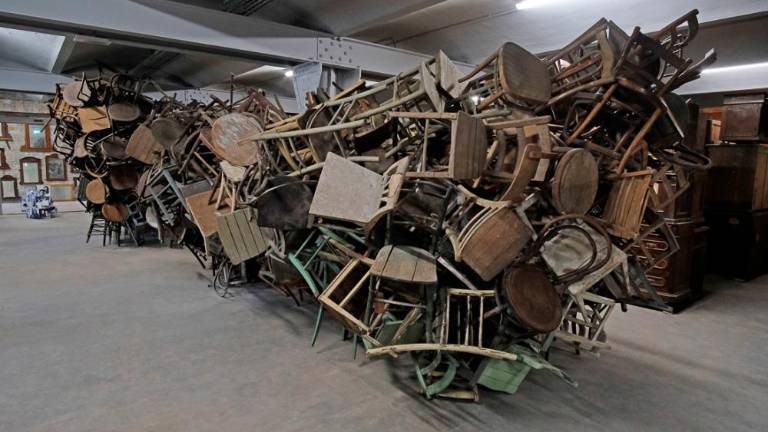 Množičen odhod Italijanov dobil stalno bivališče