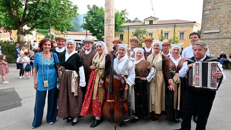 Prvi ples parterjev in parterc